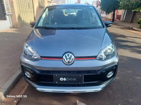 VOLKSWAGEN UP 1.0 4P FLEX 170 TSI XTREME, Foto 4