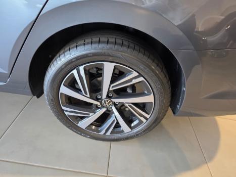 VOLKSWAGEN Virtus 1.0 4P 200 TSI FLEX HIGHLINE AUTOMTICO, Foto 8