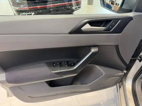 VOLKSWAGEN Virtus 1.0 4P 200 TSI FLEX COMFORTLINE AUTOMTICO, Foto 7