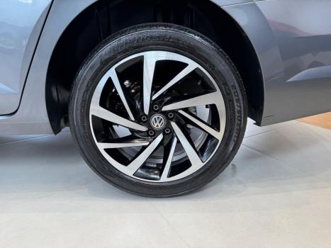 VOLKSWAGEN Virtus 1.0 4P 200 TSI FLEX HIGHLINE AUTOMTICO, Foto 8