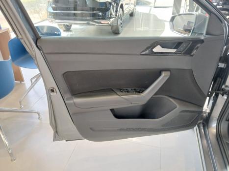 VOLKSWAGEN Virtus 1.0 4P 200 TSI FLEX COMFORTLINE AUTOMTICO, Foto 7