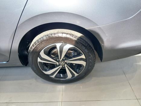VOLKSWAGEN Virtus 1.0 4P 200 TSI FLEX COMFORTLINE AUTOMTICO, Foto 8