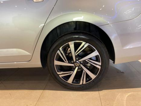 VOLKSWAGEN Virtus 1.0 4P 200 TSI FLEX HIGHLINE AUTOMTICO, Foto 8
