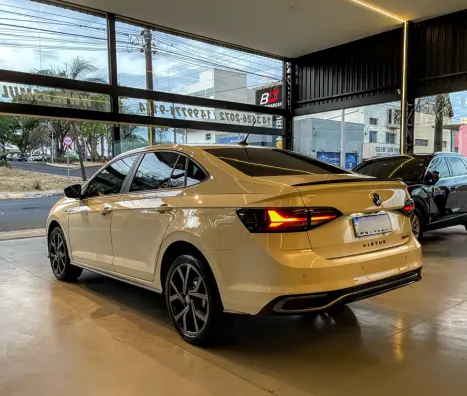 VOLKSWAGEN Virtus 1.4 4P 250 TSI EXCLUSIVE AUTOMTICO, Foto 5