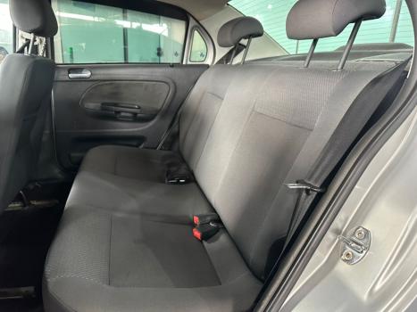 VOLKSWAGEN Voyage 1.0 4P FLEX, Foto 6