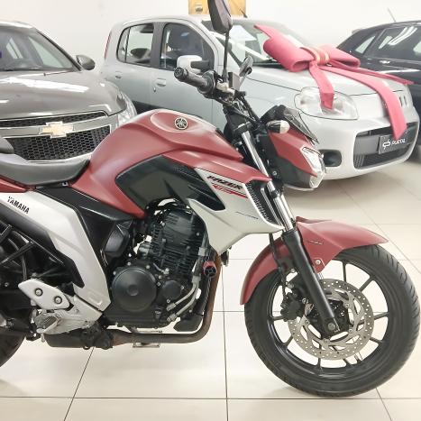 YAMAHA Fazer 600 S, Foto 7