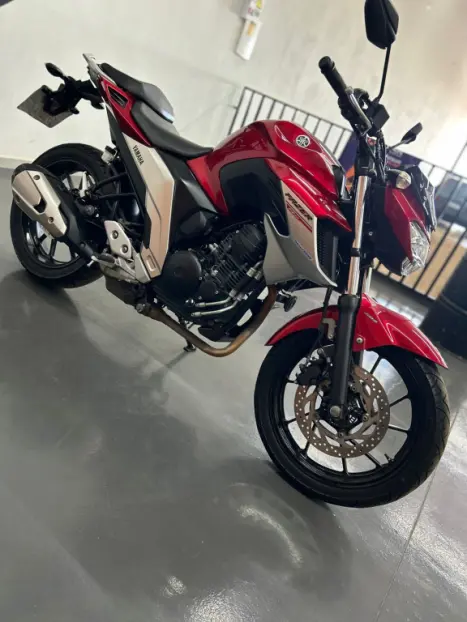 YAMAHA FZ 25 250 Fazer Flex , Foto 5