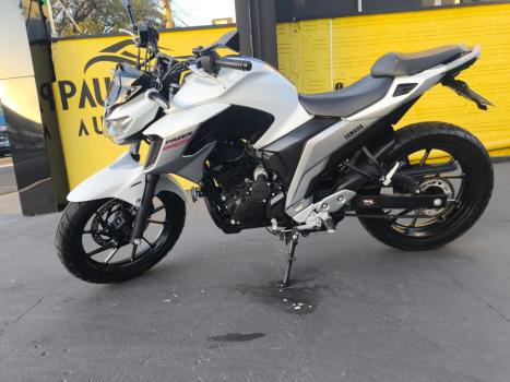 YAMAHA FZ 25 250 Fazer Flex , Foto 1