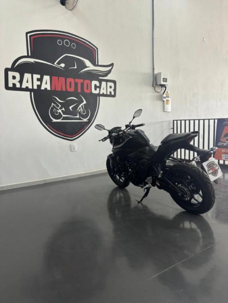 YAMAHA MT-03 300 ABS, Foto 5