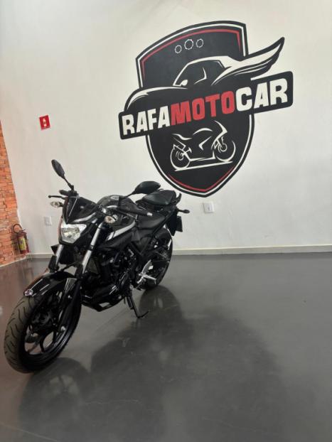 YAMAHA MT-03 300 ABS, Foto 8