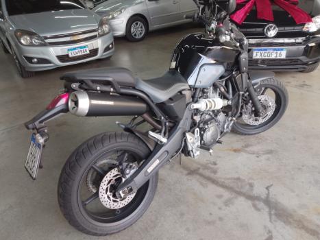 YAMAHA MT-03 660 , Foto 2