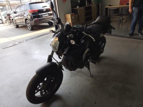 YAMAHA MT-03 660 , Foto 6