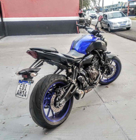 YAMAHA MT-07 700 ABS, Foto 7