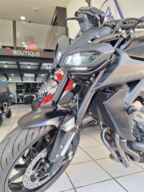 YAMAHA MT-09 850 ABS, Foto 13