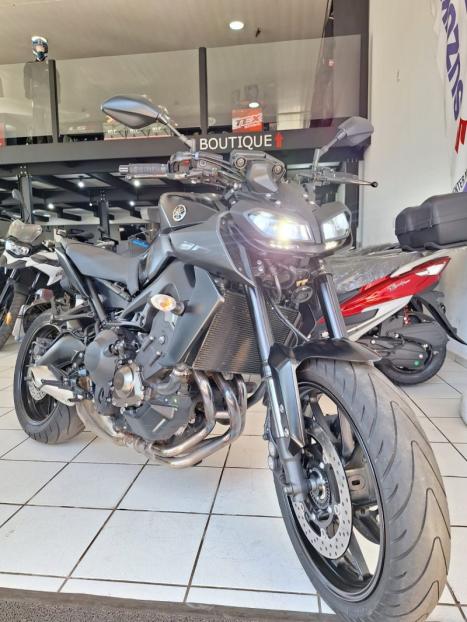 YAMAHA MT-09 850 ABS, Foto 14