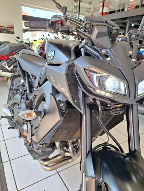 YAMAHA MT-09 850 ABS, Foto 22