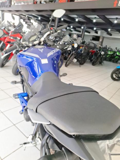 YAMAHA MT-09 850 ABS, Foto 4