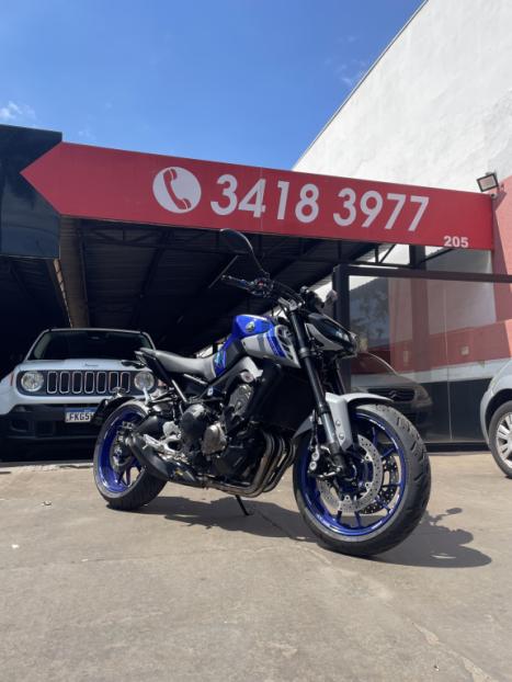 YAMAHA MT-09 850 ABS, Foto 6