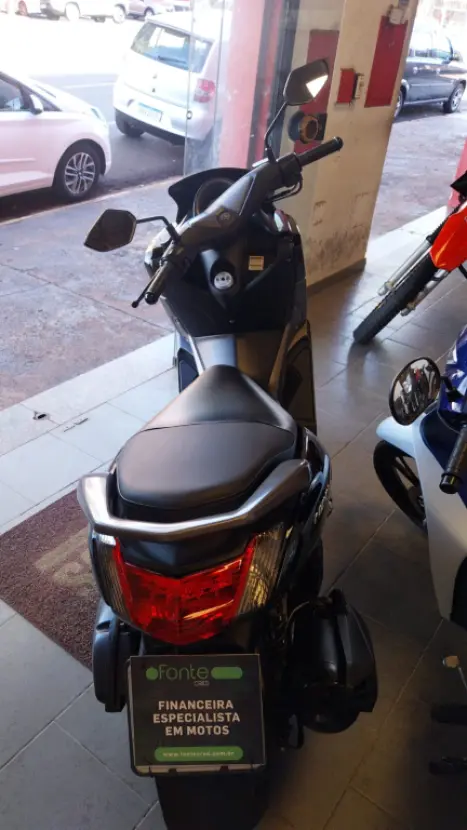 YAMAHA NMax 160 ABS, Foto 4