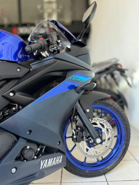 YAMAHA R 15 , Foto 13