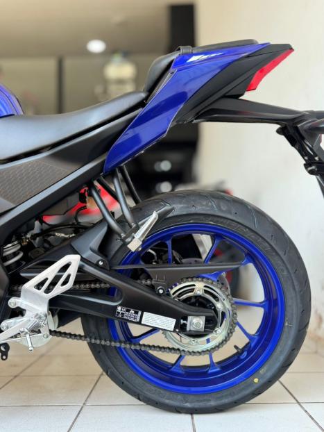 YAMAHA R 15 , Foto 15