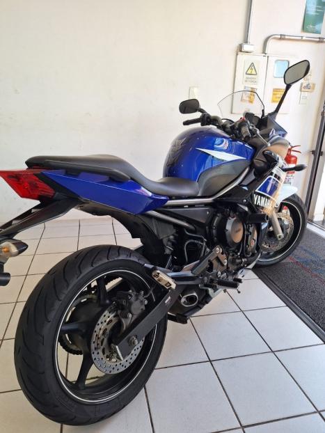 YAMAHA XJ6 600 F, Foto 13