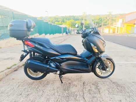 YAMAHA Xmax 250 , Foto 6