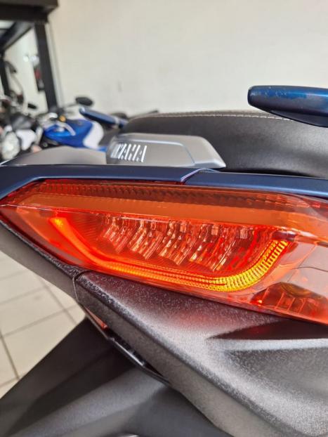 YAMAHA Xmax 250 , Foto 7