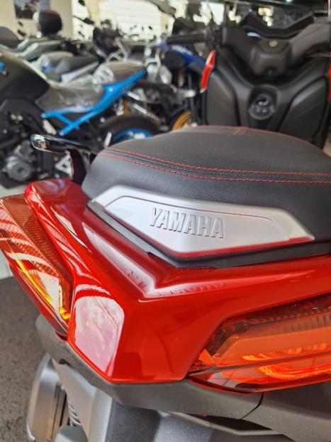 YAMAHA Xmax 250 , Foto 9