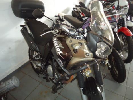 YAMAHA XTZ 250 TENER, Foto 2