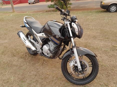 YAMAHA YS Fazer 250 , Foto 2