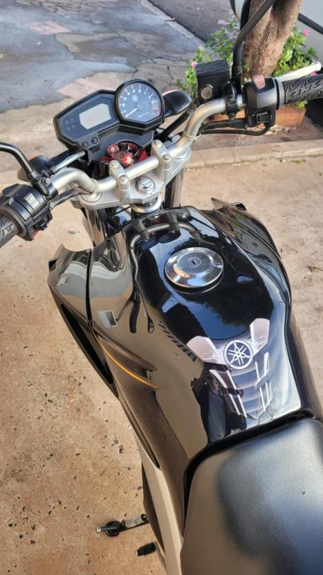 YAMAHA YS Fazer 250 , Foto 2