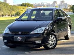 FORD Focus Sedan 2.0 16V 4P GHIA