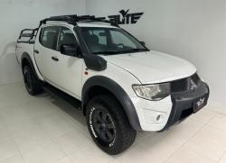 MITSUBISHI L 200 Savana 3.2 16V 4P 4X4 TURBO DIESEL INTECOOLER AUTOMTICO