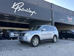 MITSUBISHI Pajero Full 3.2 16V HPE 4X4 TURBO DIESEL INTERCOOLER AUTOMÁTICO MITSUBISHI Pajero Full 3.2 16V HPE 4X4 TURBO DIESEL INTERCOOLER AUTOMÁTICO