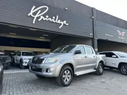 TOYOTA Hilux Caminhonete 3.0 4P 4X4 DIESEL CABINE DUPLA