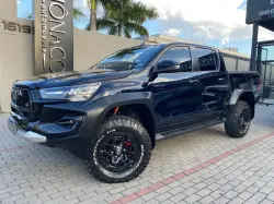 TOYOTA Hilux Caminhonete 2.8 16V GR SPORT 4X4 TURBO DIESEL CABINE DUPLA AUTOMÁTICO