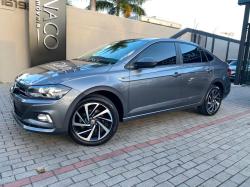 VOLKSWAGEN Virtus 1.0 4P 200 TSI FLEX HIGHLINE AUTOM�TICO