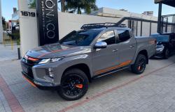 MITSUBISHI L 200 Triton 2.4 16V SPORT HPE 4X4 CABINE DUPLA TURBO DIESEL AUTOMTICO