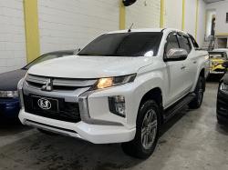 MITSUBISHI L 200 Triton 2.4 16V SPORT HPE 4X4 CABINE DUPLA TURBO DIESEL AUTOMTICO