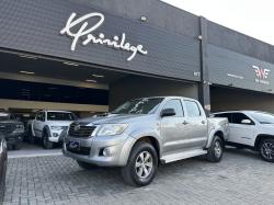 TOYOTA Hilux Caminhonete 3.0 4P 4X4 DIESEL CABINE DUPLA