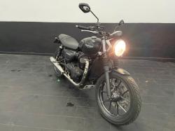TRIUMPH Street Twin 900 