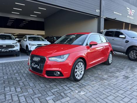 AUDI A1 1.4 16V 4P TFSI ATRACTION S-TRONIC AUTOM�TICO, Foto 2