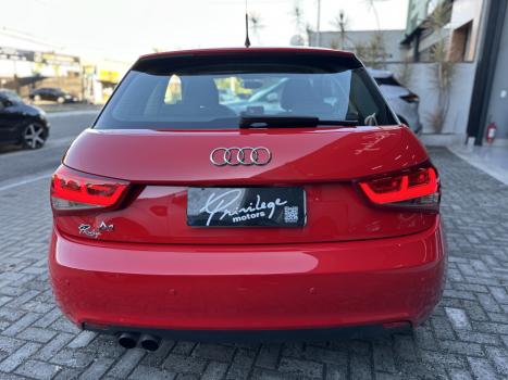 AUDI A1 1.4 16V 4P TFSI ATRACTION S-TRONIC AUTOM�TICO, Foto 7