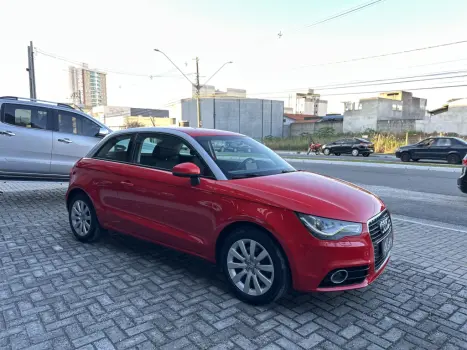 AUDI A1 1.4 16V 4P TFSI ATRACTION S-TRONIC AUTOM�TICO, Foto 9