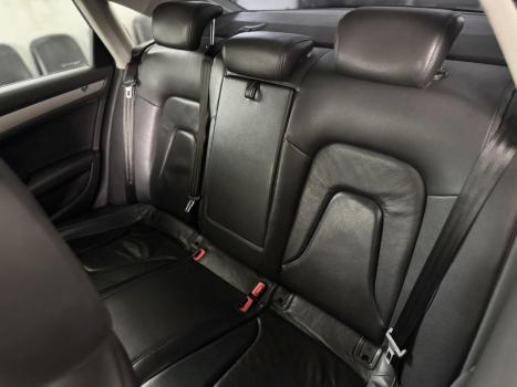 AUDI A4 2.0 16V 4P TFSI AMBIENTE MULTITRONIC AUTOM�TICO, Foto 8