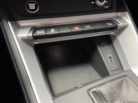 AUDI Q3 1.4 4P 35 TFSI PRESTIGE PLUS S-TRONIC AUTOMTICO, Foto 9