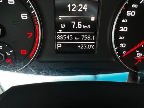 AUDI Q3 1.4 4P TFSI FLEX ATTRACTION S-TRONIC AUTOM�TICO, Foto 5