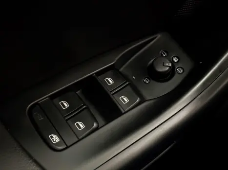 AUDI Q3 1.4 4P TFSI ATTRACTION S-TRONIC AUTOM�TICO, Foto 10