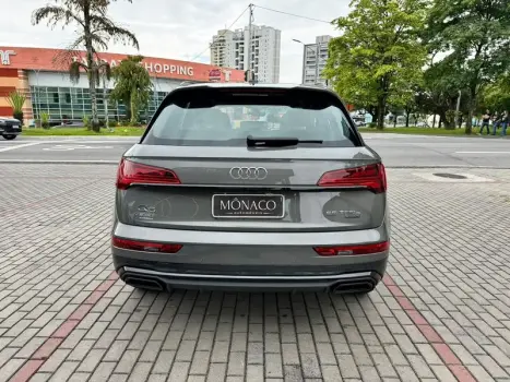 AUDI Q5 2.0 16V 4P 55 TFSIE PHEV PERFORMANCE BLACK QUATTRO S-TRONIC AUTOMÁTICO, Foto 3